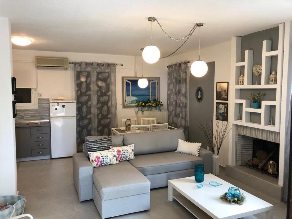 Sofia'S Pearl Beachfront Maisonette Nea Kallikrateia Экстерьер фото
