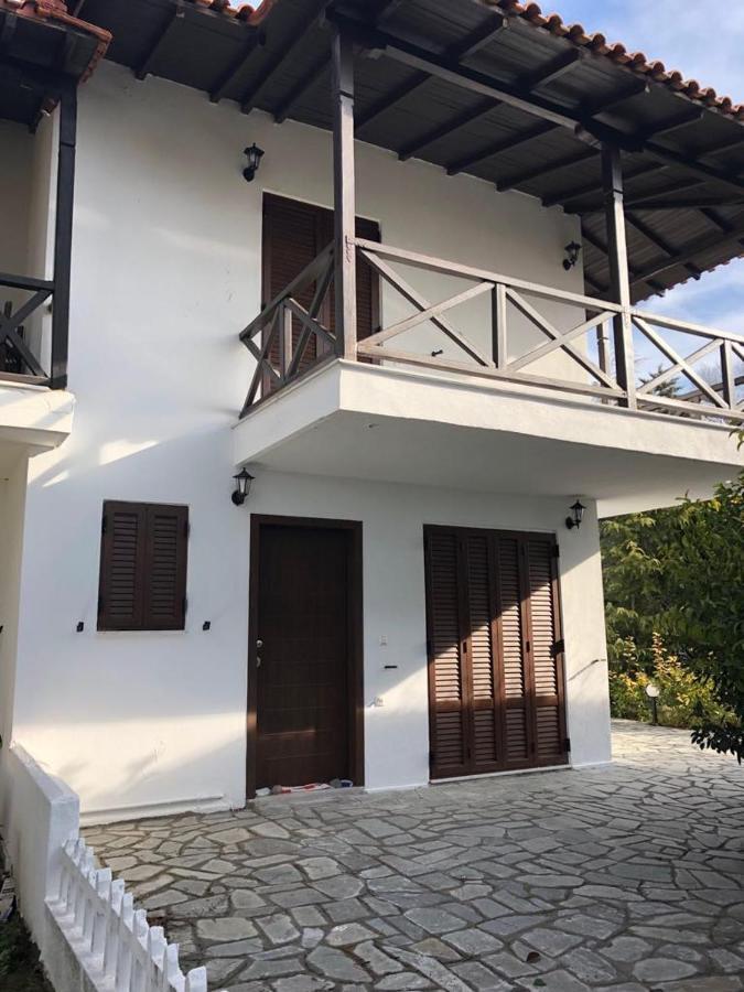 Sofia'S Pearl Beachfront Maisonette Nea Kallikrateia Экстерьер фото