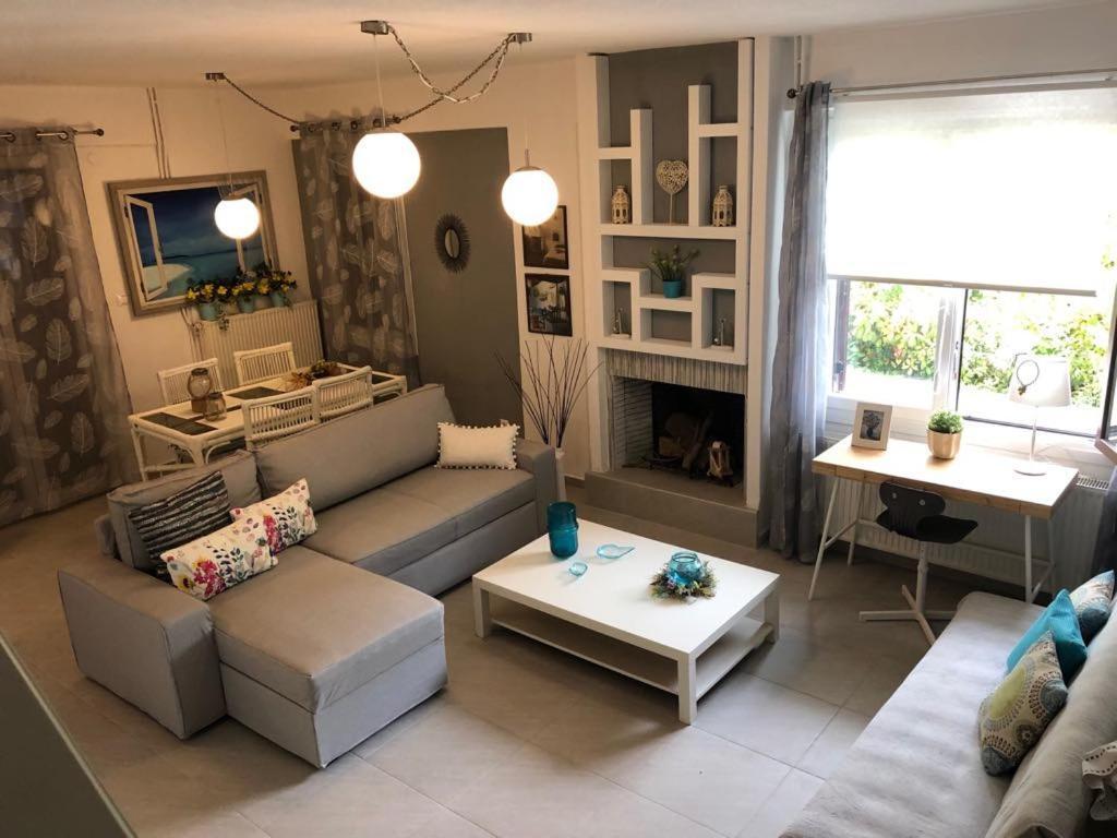 Sofia'S Pearl Beachfront Maisonette Nea Kallikrateia Экстерьер фото